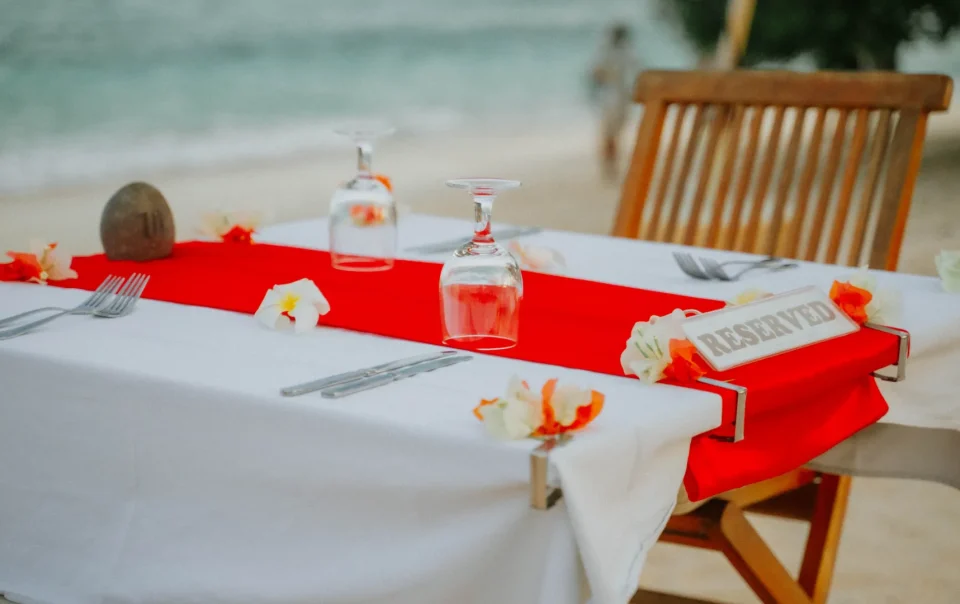 Kokomo gili trawangan table for sunset dinning