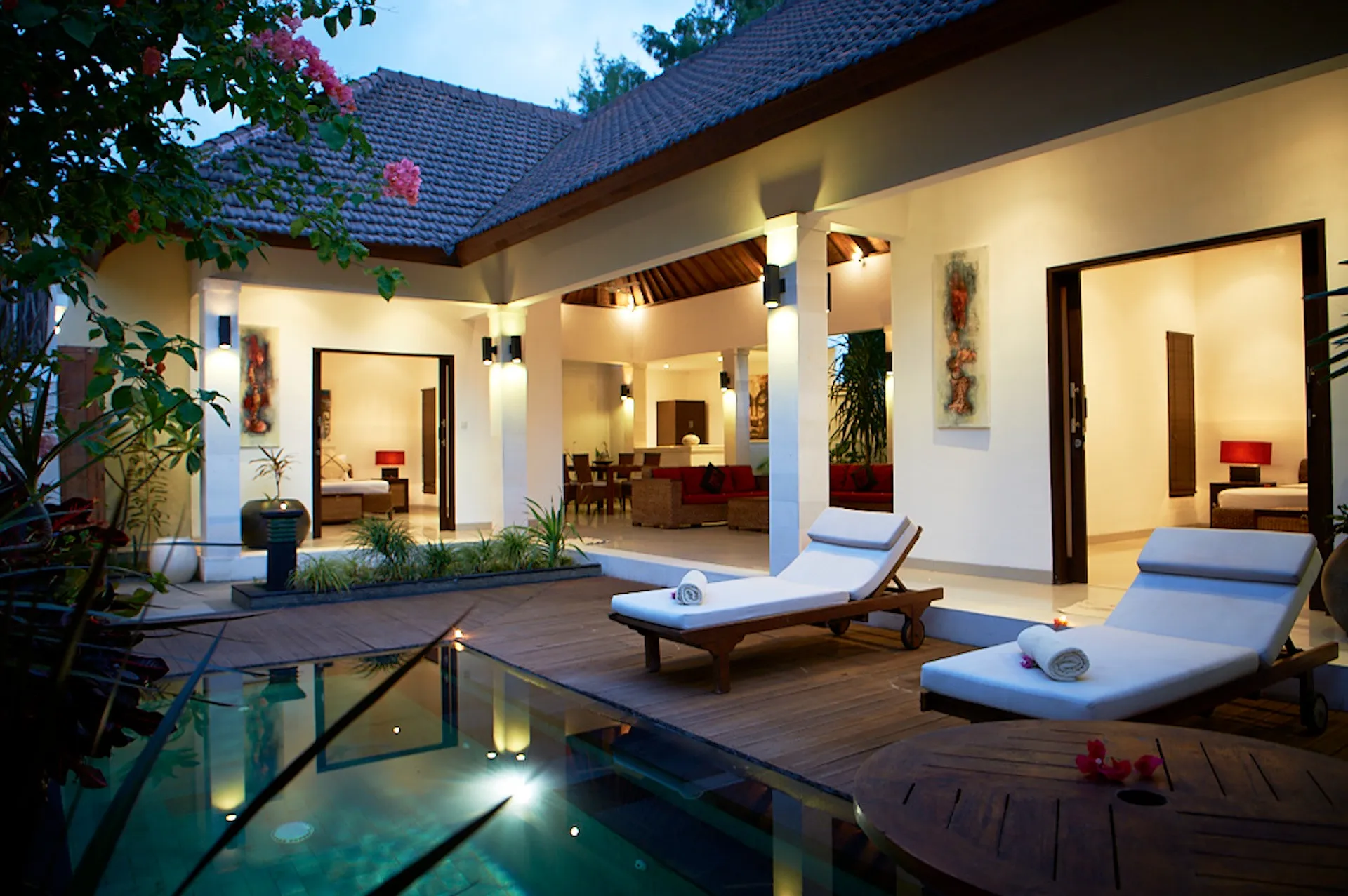 <a href="https://kokomogilit.com/accommodation/2-bedroom-pool-villa/" class="details-link">2 Bedroom Pool Villa</a>