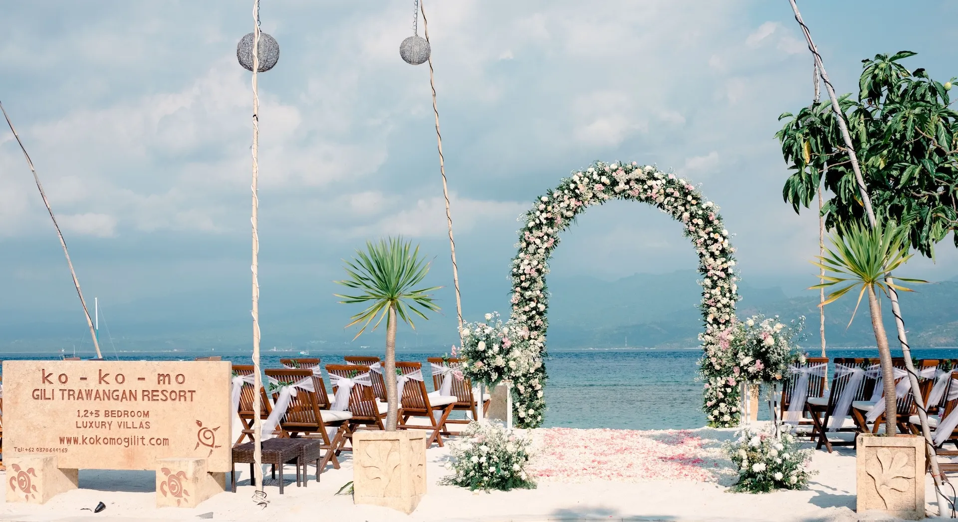 Luxury resort setting for Gili Trawangan wedding packages