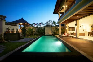 Private pool villa beachfront resort in Gili Trawangan